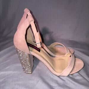 Wild Diva Pink Faux‎ Suede Rhinestone Block Heel Sandals Size 8